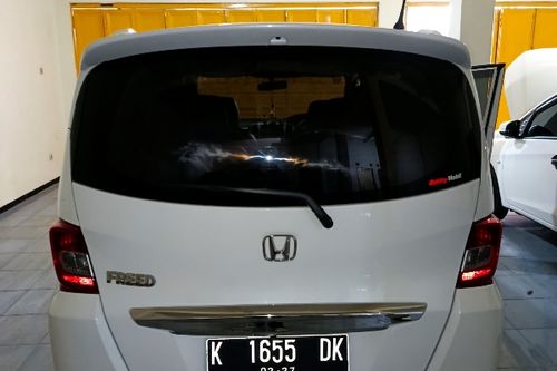 Beli mobil bekas