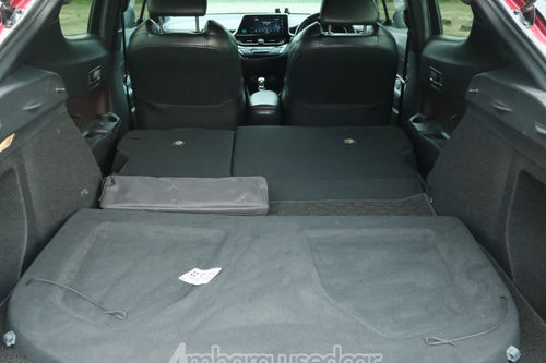 Dijual 2019 Toyota CHR 1.8L Dual Tone bekas