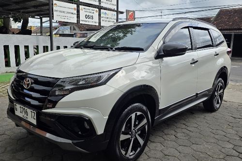 2024 Toyota Rush 1.5 S MT GR Sport tua