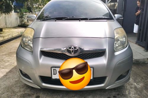 2010 Toyota Yaris E 1.5L AT