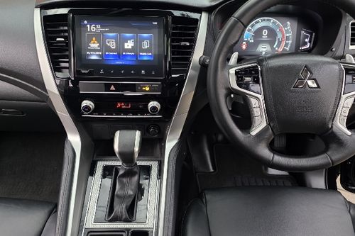 Used 2024 Mitsubishi Pajero Sport Dakar AT 4x2