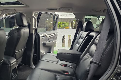 Used 2024 Mitsubishi Pajero Sport Dakar AT 4x2