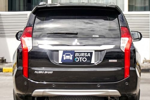 2020 Mitsubishi Pajero Sport Dakar 4x2 AT tua