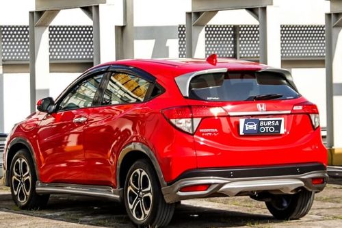 2021 Honda HRV SE 1.5L AT tua