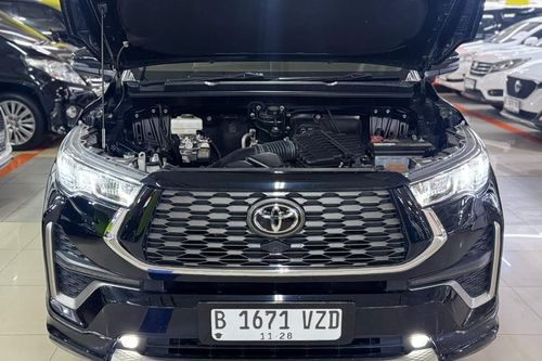 2023 Toyota Kijang Innova Zenix Hybrid EV 2.0L Q HV CVT TSS bekas