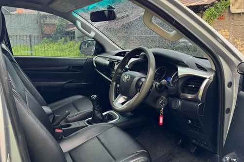 Dijual 2019 Toyota Hilux 2.4L D-Cab G MT bekas