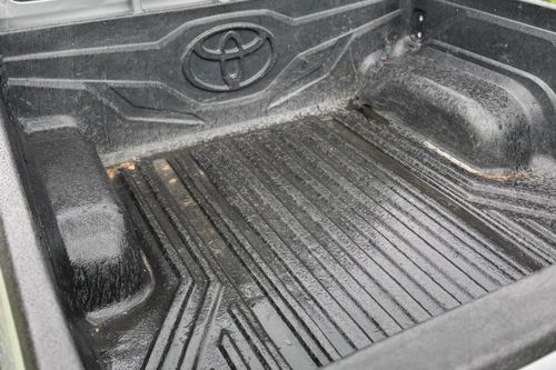 2019 Toyota Hilux 2.4L D-Cab G MT bekas