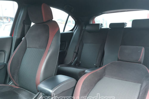 Dijual 2021 Honda City Hatchback RS CVT bekas