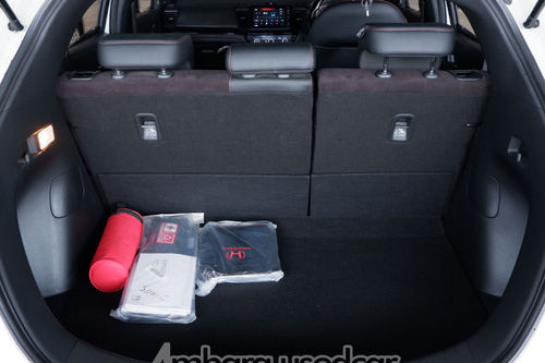 Dijual 2021 Honda City Hatchback RS CVT bekas