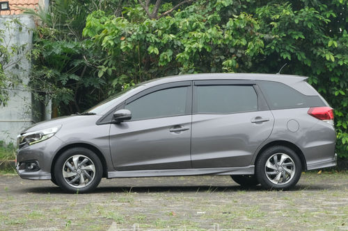 Dijual 2021 Honda Mobilio E CVT bekas