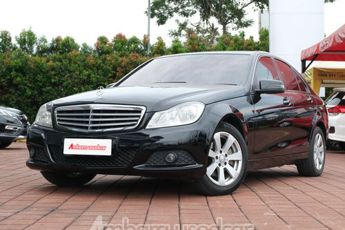 2012 Mercedes Benz C-Class Sedan C 200 CGI