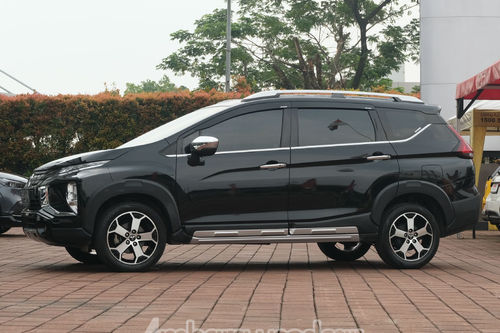 Dijual 2021 Mitsubishi Xpander Cross Premium CVT bekas