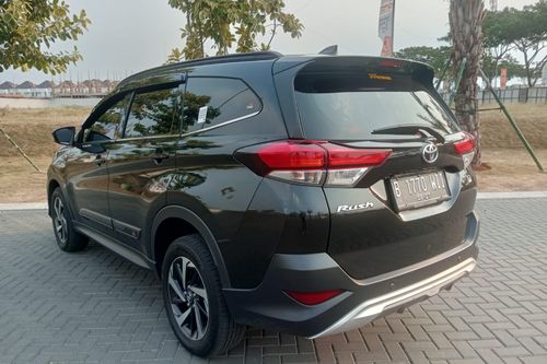 Dijual 2022 Toyota Rush 1.5 S AT GR Sport bekas