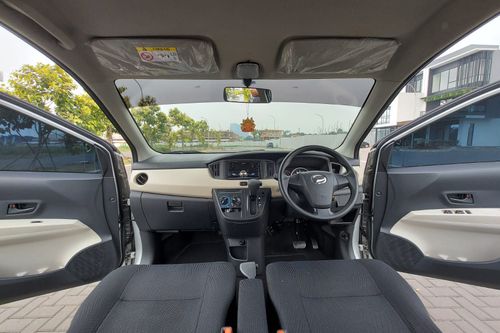 2023 Daihatsu Sigra 1.2 X AT bekas