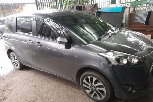 2018 Toyota Sienta 1.5 V CVT FROMAGE TRIM bekas