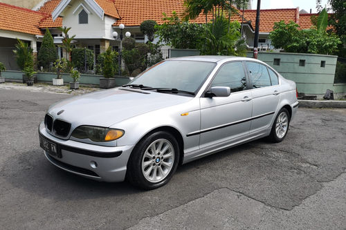 2nd Hand 2003 BMW 3 Series Sedan 325iat