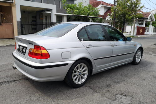 Used 2003 BMW 3 Series Sedan 325iat