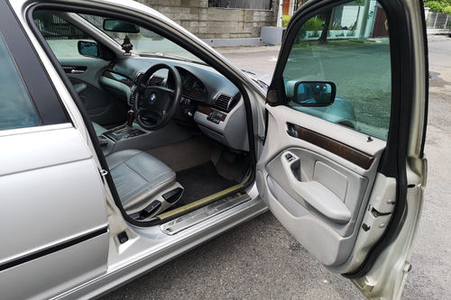 Used 2003 BMW 3 Series Sedan 325iat