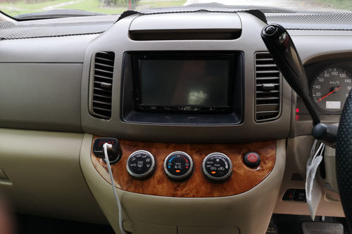 Used 2008 Nissan Serena Highway Star