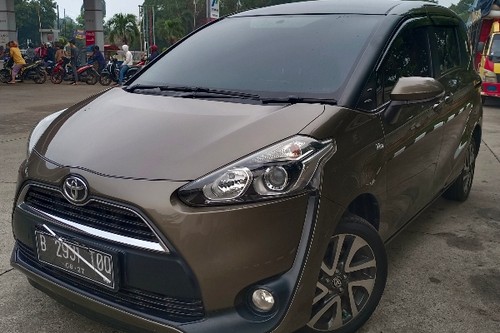 2017 Toyota Sienta 1.5L V MT