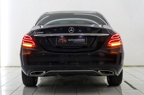 Used 2015 Mercedes Benz C-Class Sedan C 250 Exclusive