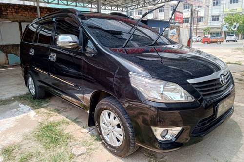 2011 Toyota Kijang Innova 2.0 E MT