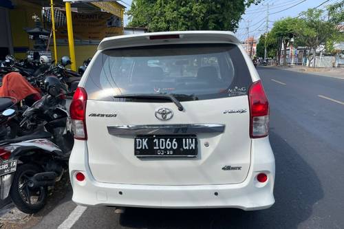 2013 Toyota Avanza Veloz  1.5 AT