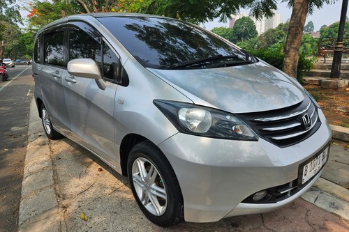 2009 Honda Freed  E AT bekas