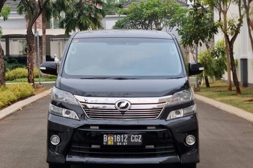 Used 2013 Toyota Vellfire  2.4 ZG AT PREMIUM SOUND