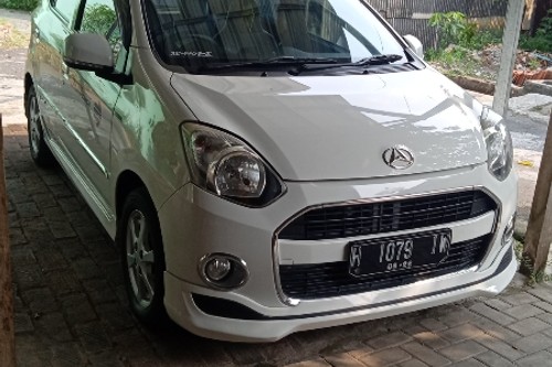 2016 Daihatsu Ayla  ELEGANT 1.0 MT