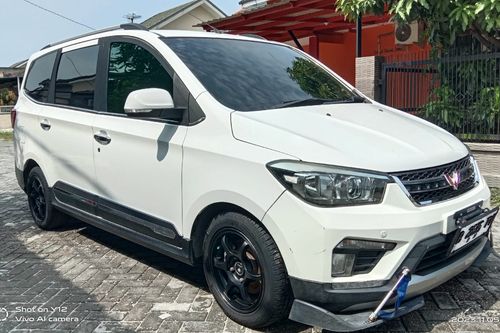 Second hand 2017 Wuling Confero S S 1.5 L LUX 7 SEATER 