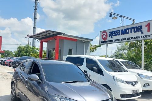 Beli mobil bekas