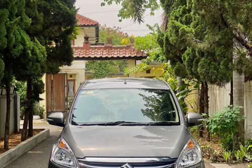 2017 Suzuki Ertiga  GT M/T
