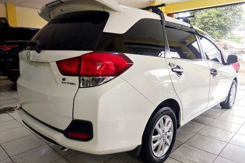 2016 Honda Mobilio E  MT bekas