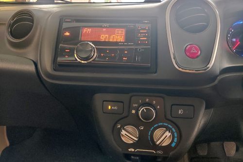 2016 Honda Mobilio E  MT bekas
