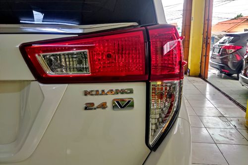 Used 2019 Toyota Innova 2.4L V Diesel AT