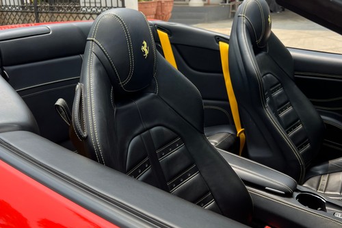 2015 Ferrari California T 4.3 AT bekas