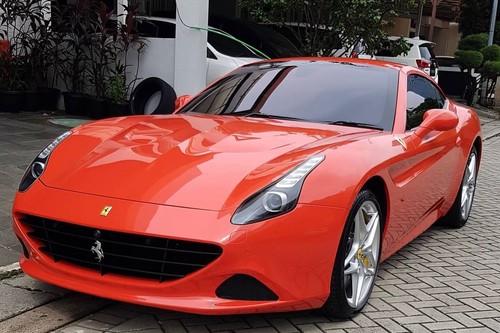 2015 Ferrari California T 4.3 AT bekas