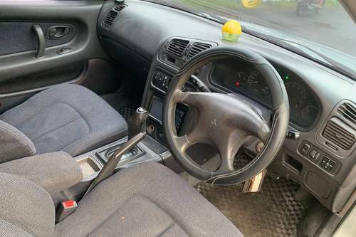 Beli mobil bekas