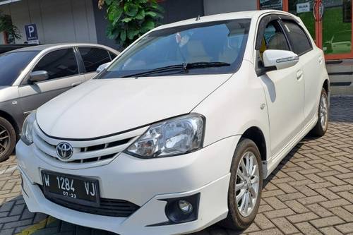 Used 2013 Toyota Etios Valco G M/T