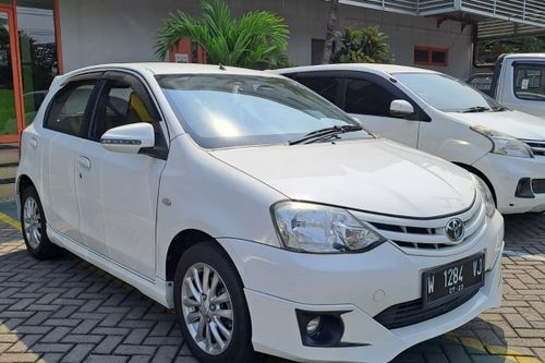 Beli mobil bekas