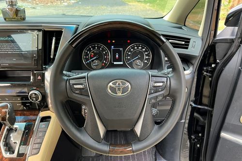 2022 Toyota Alphard 2.5 G A/T bekas