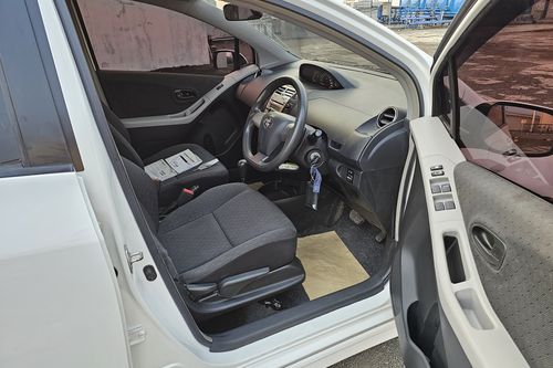 Second hand 2012 Toyota Yaris E AT 