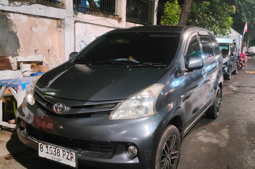 Used 2013 Toyota Avanza E 1.3L MT