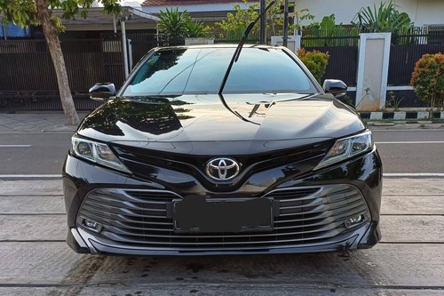Used 2019 Toyota Camry V 2.5L AT