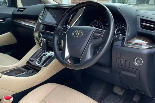 Dijual 2018 Toyota Alphard 2.5L G CVT bekas