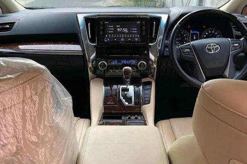 Beli mobil bekas