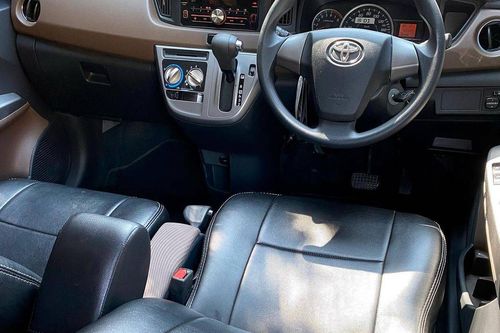 Dijual 2018 Toyota Calya G AT bekas