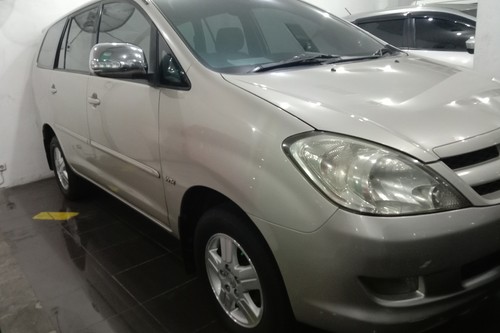 2007 Toyota Kijang Innova 2.0L G AT bekas