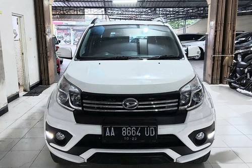 2017 Daihatsu Terios R A/T bekas